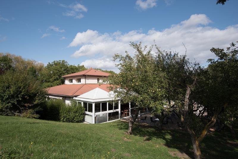 Hôtel Restaurant L'Artière Ceyrat Esterno foto